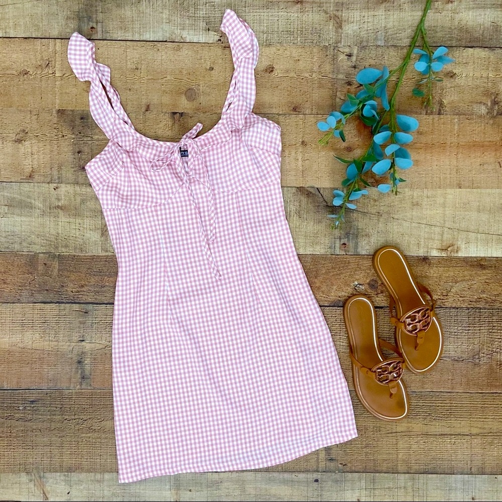 Dress Pink + White Gingham Mini Dress 💗 NWT - Picture 2 of 11